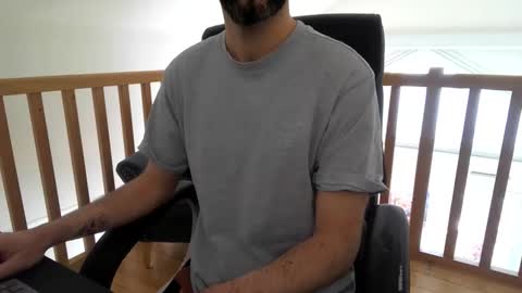 Vince online show from 10/30/25, 10:06