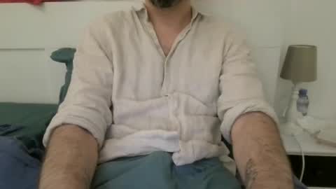 Snapshot of vince_du_80 chatting on 07/08/26, 03:49 Vince online show from 07/08/26, 03:49