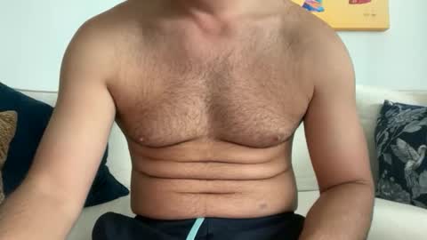 vincee2 online show from 10/25/25, 02:02