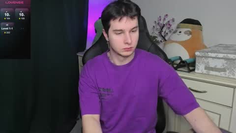 Snapshot of vincent__strong chatting on 01/10/26, 09:00 Vincent Strong online show from 01/10/26, 09:00