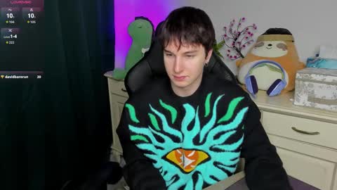 Snapshot of vincent__strong chatting on 02/08/26, 04:27 Vincent Strong online show from 02/08/26, 04:27