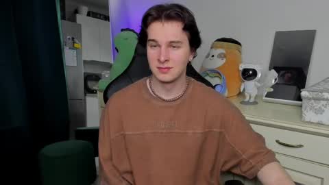 Vincent Strong online show from 04/22/26, 09:33