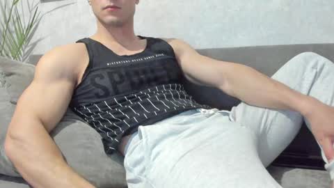 Snapshot of vincent_o chatting on 12/24/24, 07:55 Vincent. uncut 18cm online show from 12/24/24, 07:55