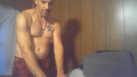 Snapshot of vincent_shaine chatting on 10/19/25, 01:01 vincent_shaine online show from 10/19/25, 01:01
