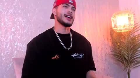 Vincent online show from 09/17/25, 04:14