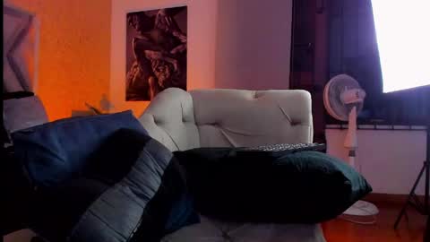 Vincent online show from 05/12/26, 06:32