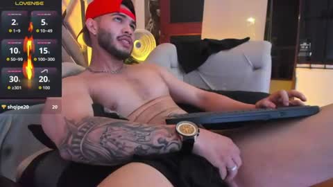 Snapshot of vincentblack_ chatting on 07/09/26, 05:00 Vincent online show from 07/09/26, 05:00