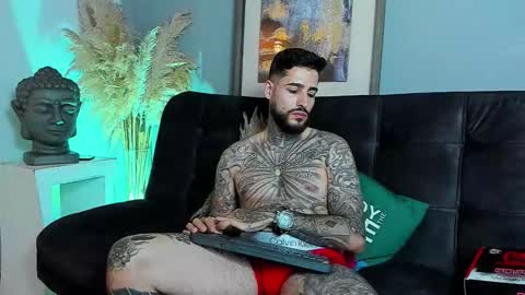 Snapshot of vincentsartori chatting on 11/29/25, 11:08 Vincent Sartori online show from 11/29/25, 11:08