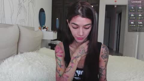 vinkitinkii online show from 12/18/25, 07:47