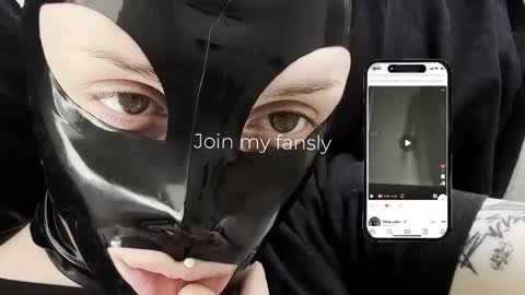 Diva Silvia online show from 12/17/25, 04:46