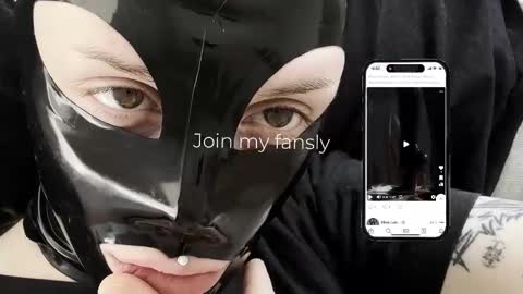 Diva Silvia online show from 12/22/25, 06:49