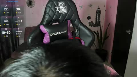 Daniela online show from 09/28/25, 05:46