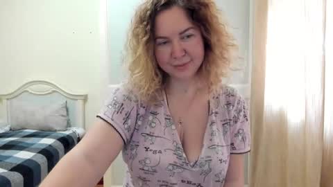 Snapshot of viodetta chatting on 02/24/26, 12:14 viodetta online show from 02/24/26, 12:14