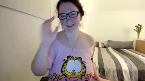 Snapshot of viodetta chatting on 03/28/26, 07:35 viodetta online show from 03/28/26, 07:35