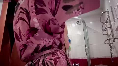 Funny  girl online show from 02/17/25, 06:53