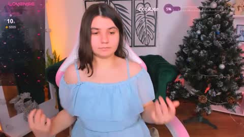 Snapshot of viola__shy chatting on 01/05/25, 12:09 Viola online show from 01/05/25, 12:09