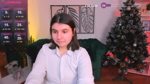 Snapshot of viola__shy chatting on 01/16/25, 12:23 Viola online show from 01/16/25, 12:23