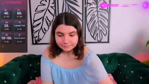 Snapshot of viola__shy chatting on 01/30/25, 09:14 Viola online show from 01/30/25, 09:14