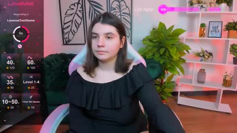Snapshot of viola__shy chatting on 02/16/25, 09:16 Viola online show from 02/16/25, 09:16