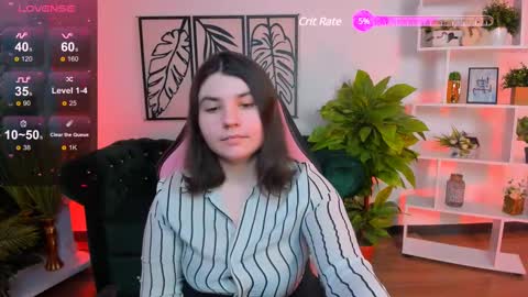 Snapshot of viola__shy chatting on 02/18/25, 09:09 Viola online show from 02/18/25, 09:09