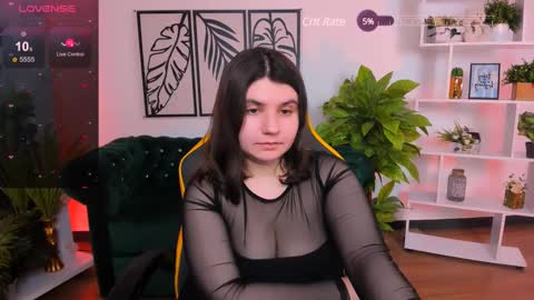 Snapshot of viola__shy chatting on 03/03/25, 03:52 Viola online show from 03/03/25, 03:52