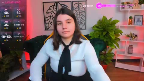 Snapshot of viola__shy chatting on 03/11/25, 09:48 Viola online show from 03/11/25, 09:48