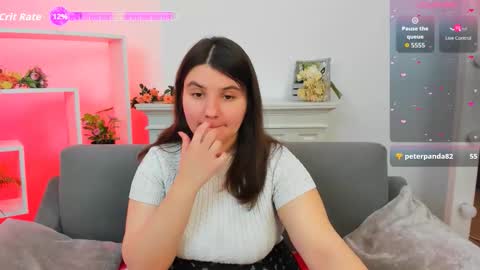 Snapshot of viola__shy chatting on 09/22/25, 08:55 Viola online show from 09/22/25, 08:55