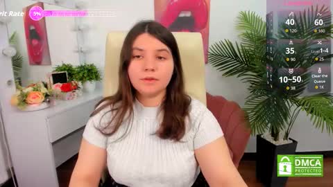 Snapshot of viola__shy chatting on 10/05/25, 08:07 Viola online show from 10/05/25, 08:07
