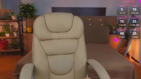 Snapshot of viola__shy chatting on 05/27/26, 01:57 Viola online show from 05/27/26, 01:57