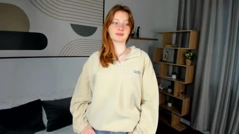 Viola but friends call me Sisi online show from 03/03/26, 02:12