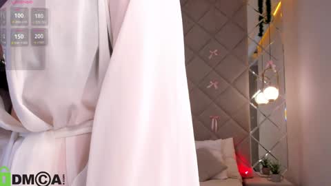 Viola online show from 04/06/26, 01:14