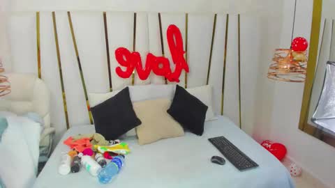 violeet_gray online show from 02/21/26, 11:33