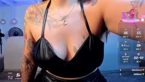 Violett  Everyday From 0530 to 1430 Col Time online show from 03/05/25, 02:01