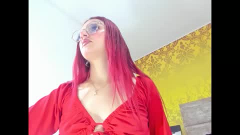 violeethh__ online show from 03/10/26, 12:43