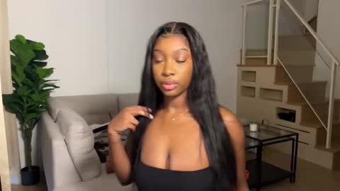 Fantasy Black Girl online show from 10/03/25, 04:09