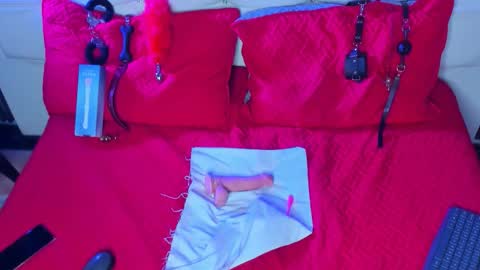 Violet online show from 12/14/25, 03:50