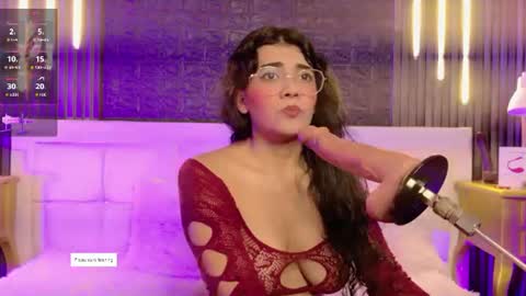 Snapshot of violet_bdsm chatting on 06/09/26, 12:39 Violet online show from 06/09/26, 12:39