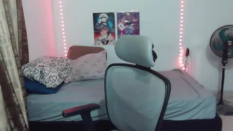 Violete Hentai01 online show from 04/29/26, 12:27