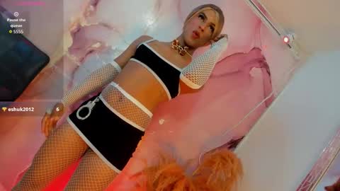 violet_moon01 online show from 03/13/26, 10:05