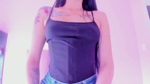 violet online show from 09/15/25, 12:49