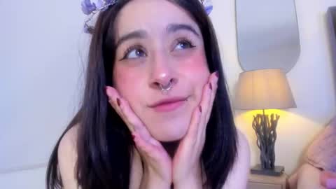 Violet Nova online show from 12/04/25, 02:15