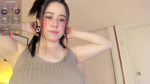 Violet Nova online show from 05/16/26, 11:31