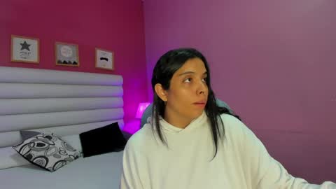 Snapshot of violet_sinclair chatting on 04/20/26, 11:57 violet_sinclair online show from 04/20/26, 11:57