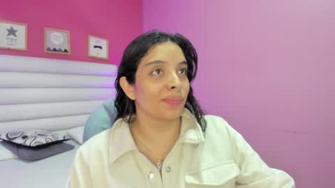Snapshot of violet_sinclair chatting on 05/05/26, 11:29 violet_sinclair online show from 05/05/26, 11:29