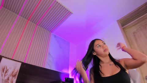 Snapshot of violet_spencer chatting on 02/04/25, 10:55 Violeta online show from 02/04/25, 10:55