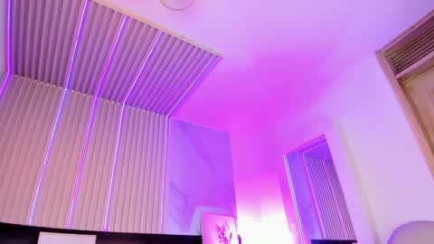 Snapshot of violet_spencer chatting on 02/20/25, 08:25 Violeta online show from 02/20/25, 08:25