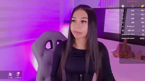 Snapshot of violet_spencer chatting on 06/25/26, 05:12 Violeta online show from 06/25/26, 05:12