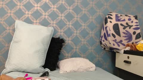 Violeta  online show from 12/27/24, 10:05