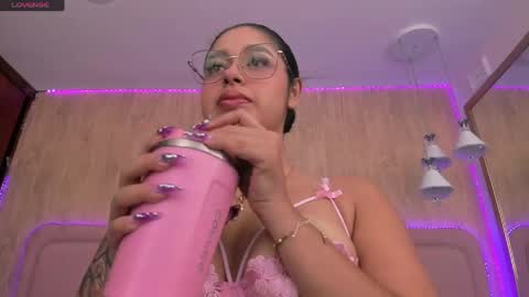 Violeta Garcia online show from 04/15/26, 10:22