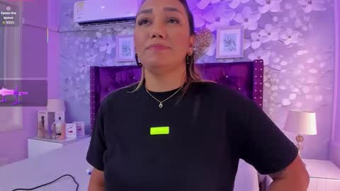 violeta_medina online show from 09/18/25, 11:01
